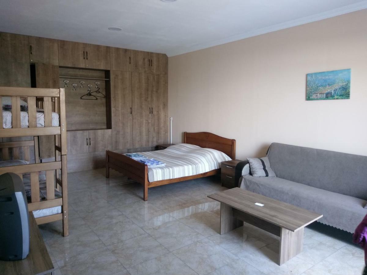 Guest House Vista ซิคนาคี ภายนอก รูปภาพ